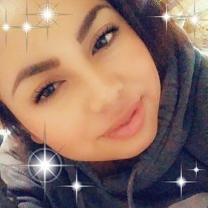 Meet your Posher, Mireya